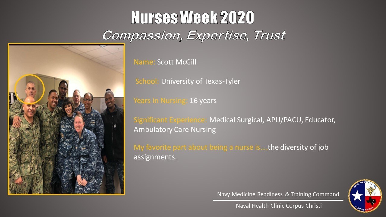 Gruppe von Menschen, die auf der linken Seite lächeln, mit einer Wand und Decke im Hintergrund und Text, der "Nurses Week 2020: Mitgefühl, Expertise, Vertrauen" und ein Logo auf der rechten Seite zeigt.