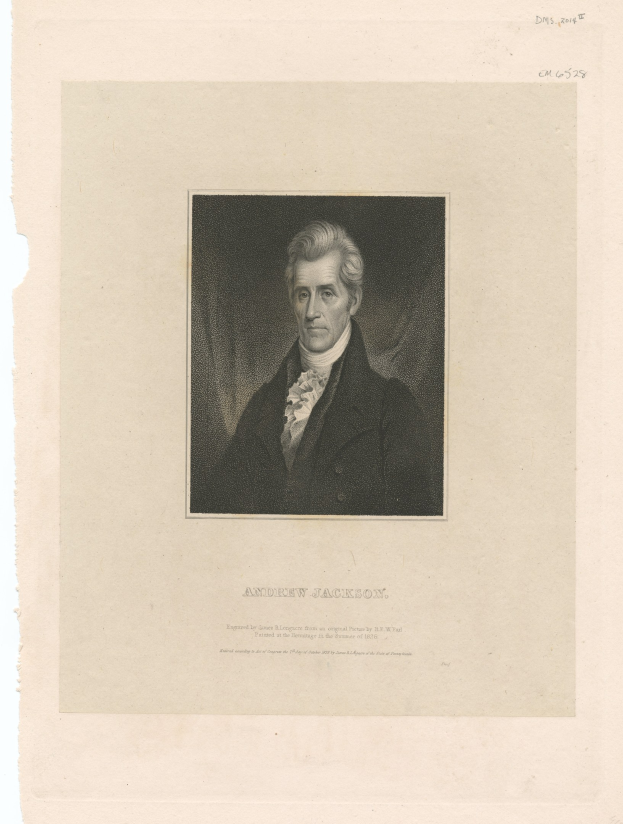 Schwarz-weißes Porträt von Andrew Jackson, dem ersten US-Präsidenten, der einen Anzug trägt und einen ernsten Gesichtsausdruck hat, mit Text unten.