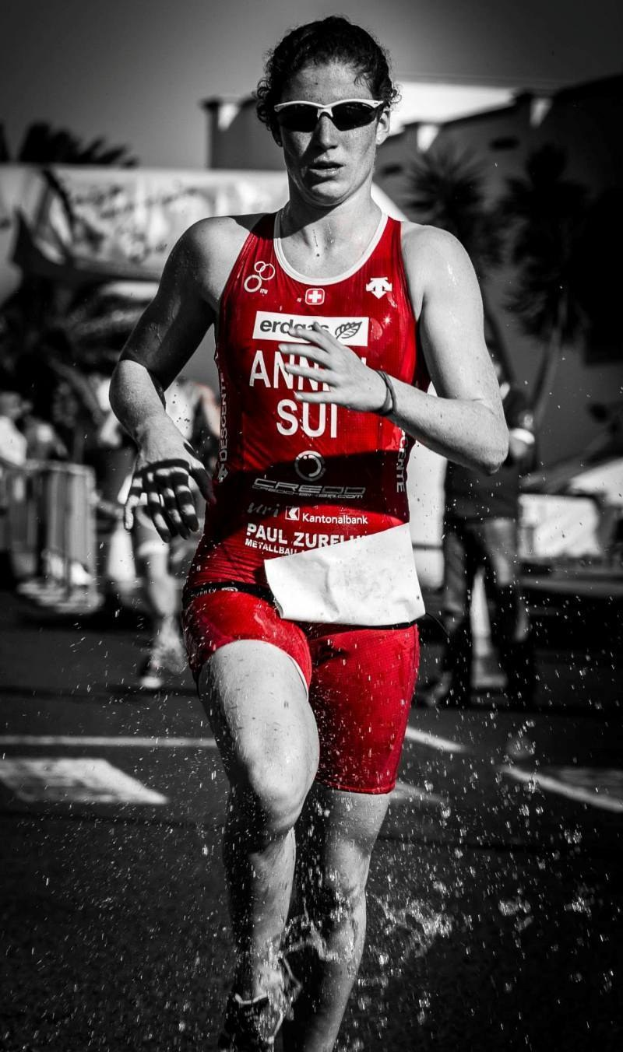 Triathletin Kaidi Kivioja bricht in ihrem ersten Ironman-Wettkampf den estnischen Rekord