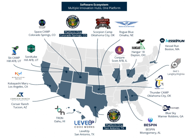 Karte der Vereinigten Staaten mit Logos von Softwareunternehmen und beschreibendem Text.