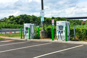 Weihenstephan eröffnet Lade- und Energiedepot für Elektrolkwicken
